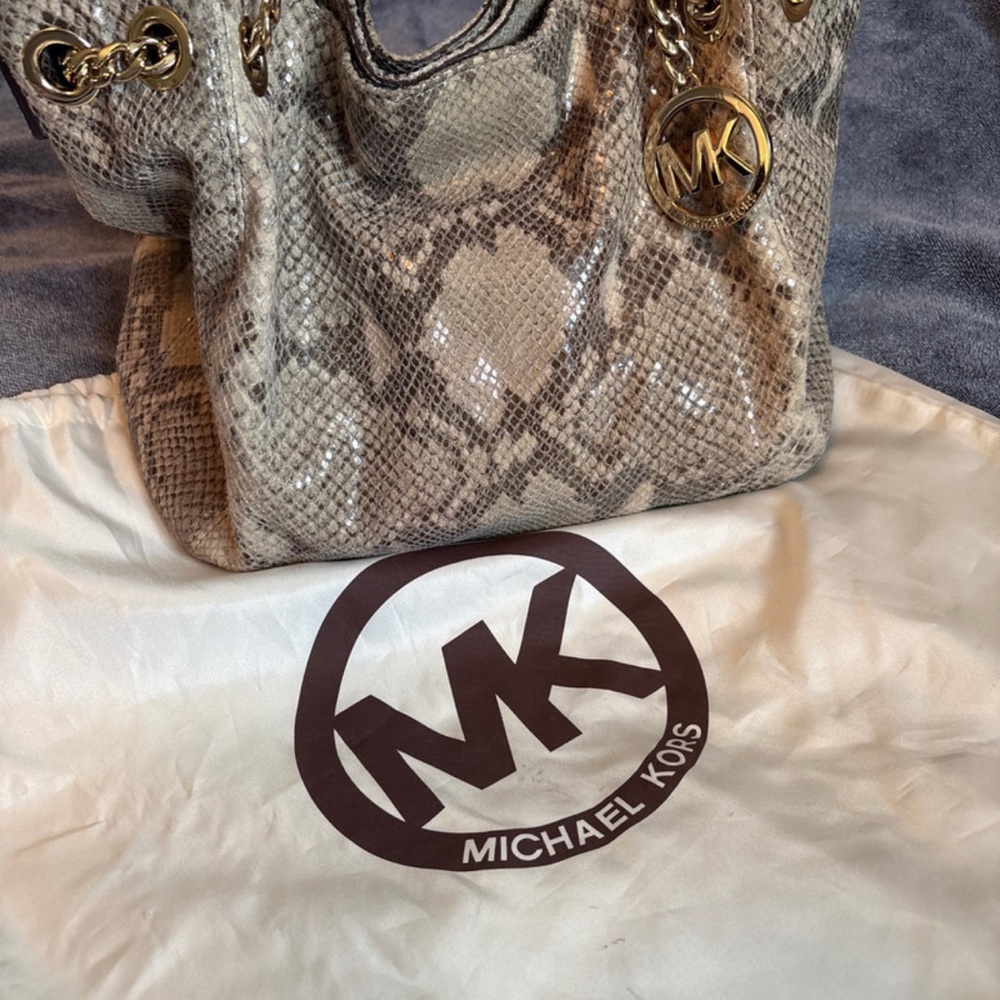 Michael Kors Tan Snake Print Shoulder Bag - Picture 3 of 5